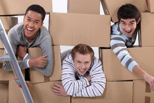 Packing and transport support for a South London move